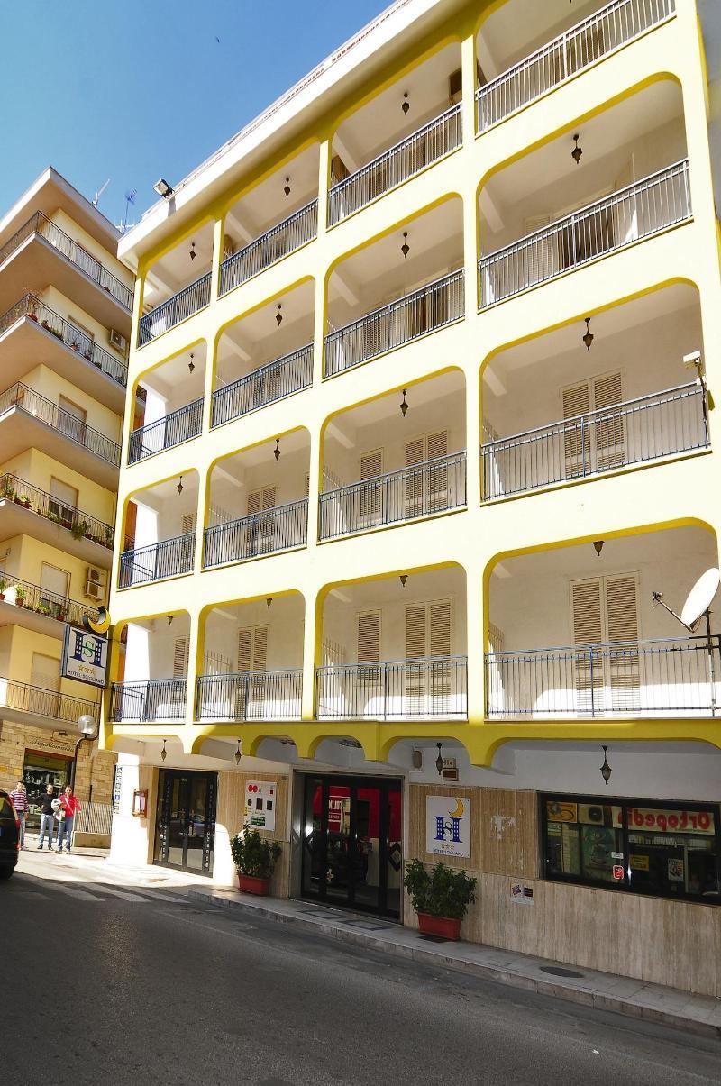 Hotel Scigliano Rossano Luaran gambar